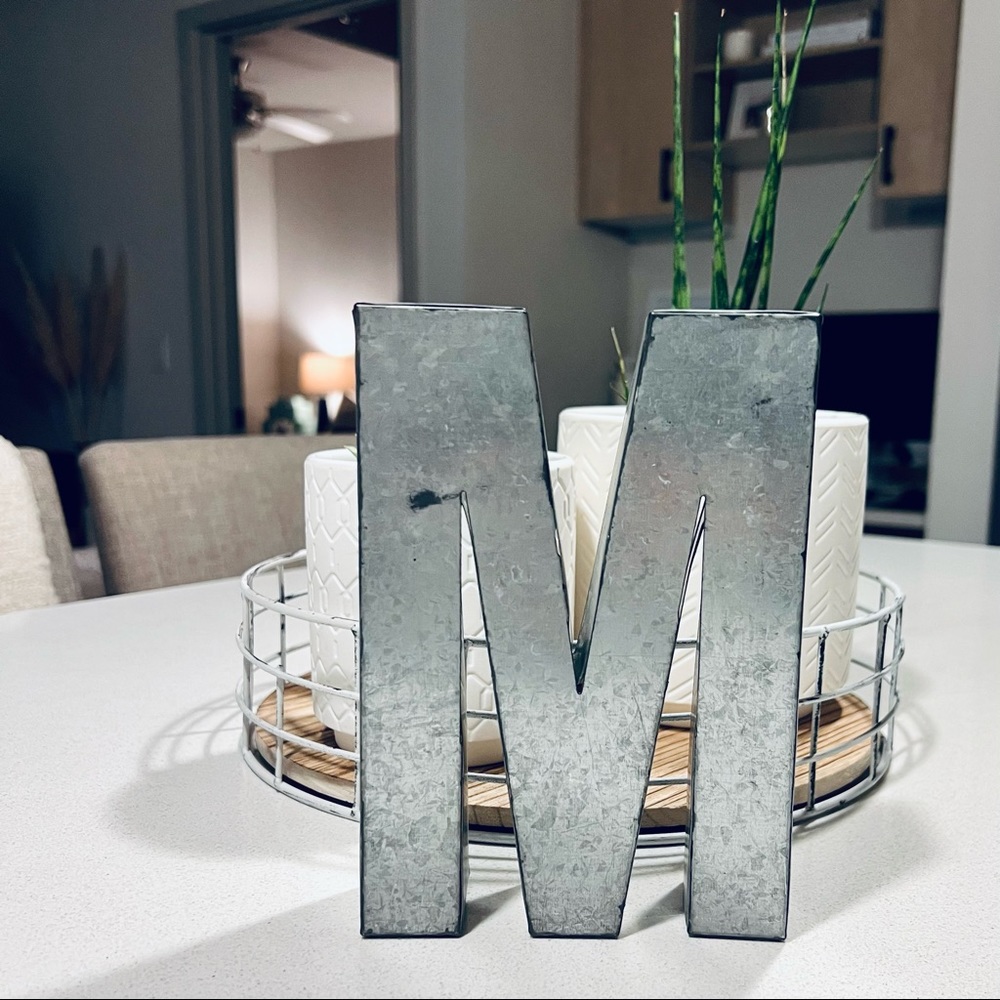 Michaels - Metal M